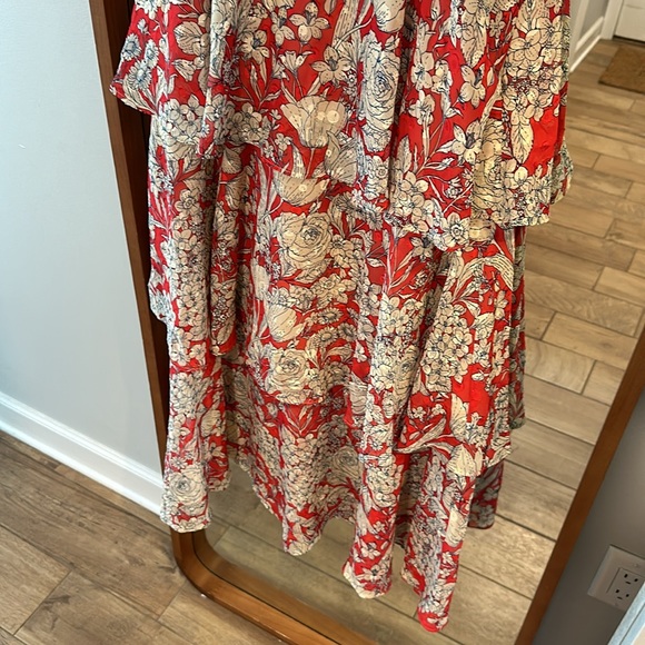 lulu’s brand dress, Medium, red, floral, midi length - Picture 3 of 5